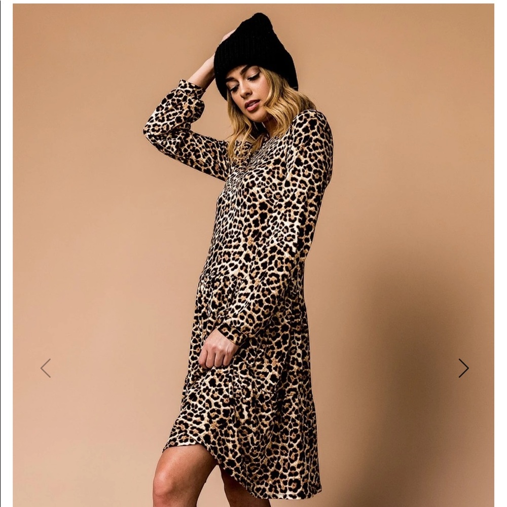 NWT. Leopard long sleeve dress.